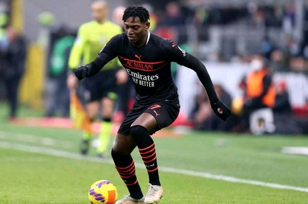 关于佛罗伦萨悍将伤愈复出，球队整体战力趋向完善的信息